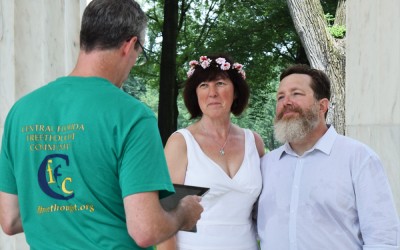 A Reason Rally Wedding: Our Humanist Love Story